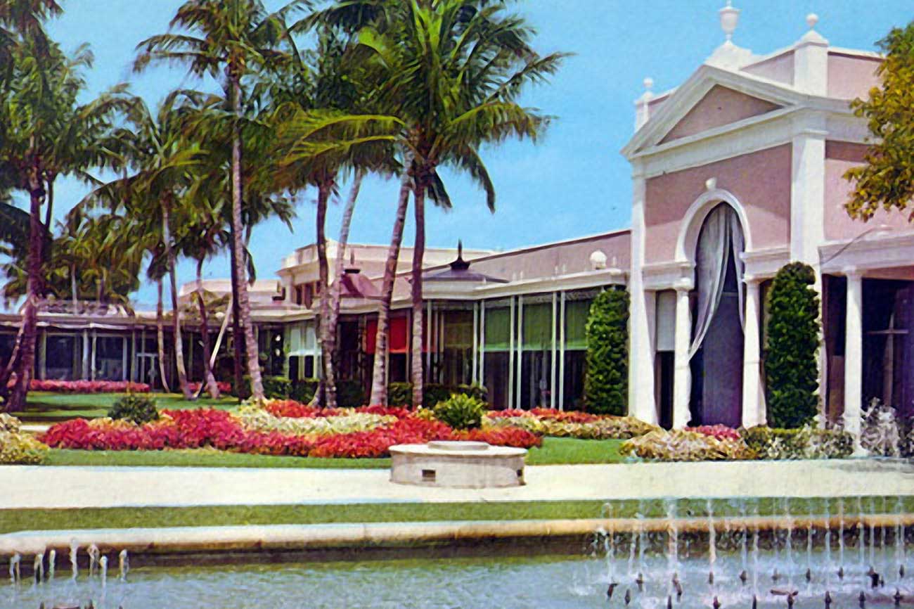 The Royal Poinciana Plaza